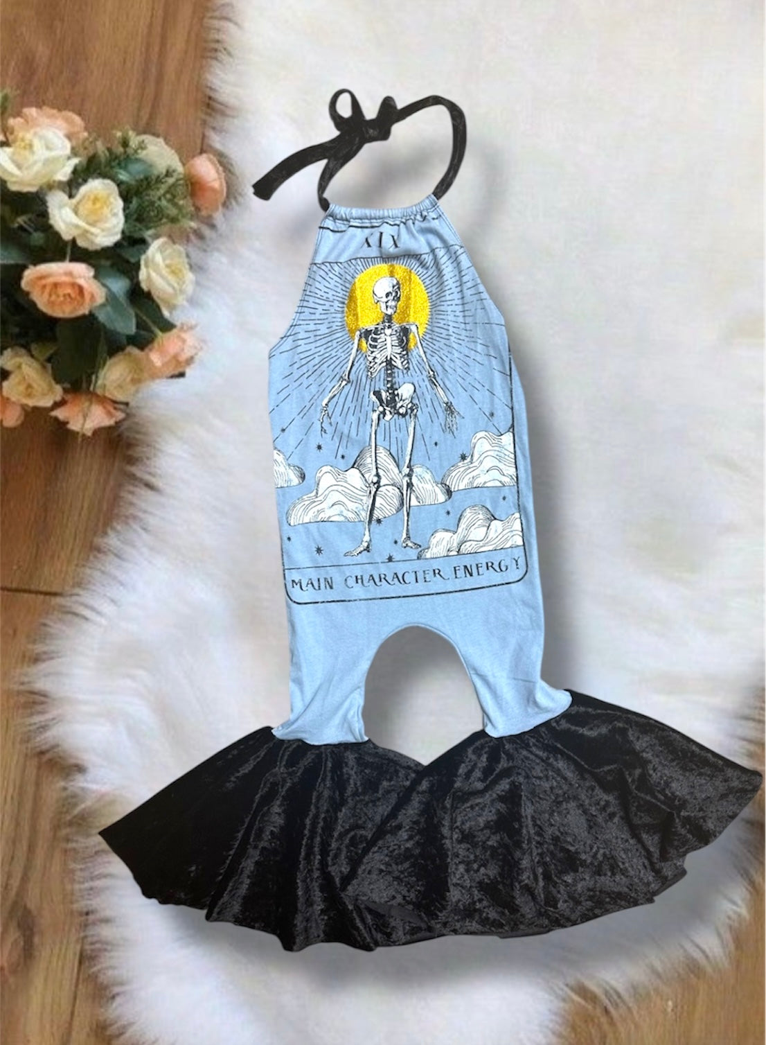 Frida with open back size 18-24m